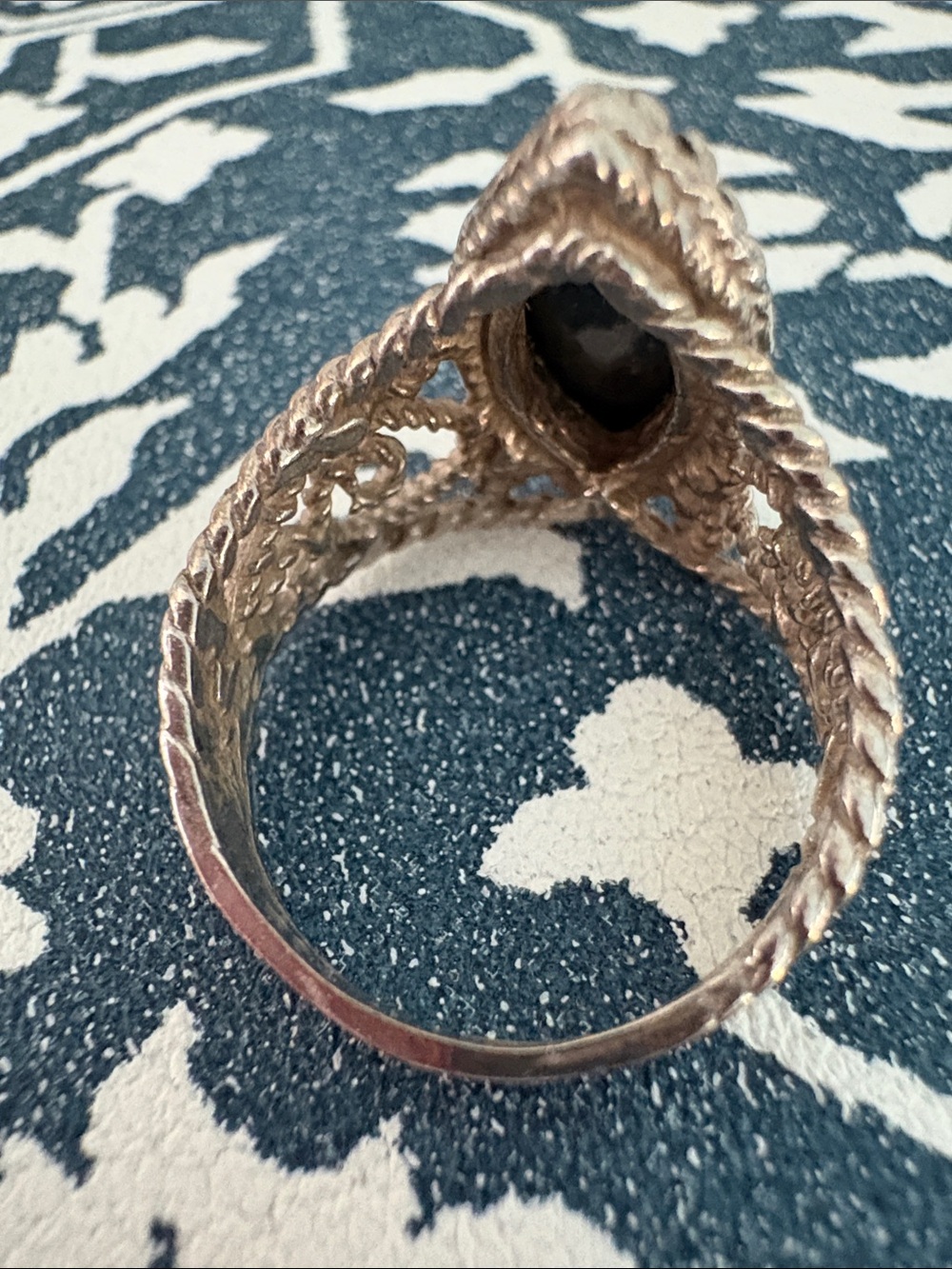 Vintage Sterling Silver Filigree Ring with Hematite Marquise Stone - Picture 4 of 5